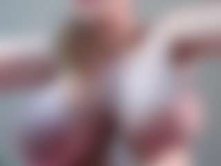 Live cam show with Incredibleboobs - Blonde Hair on CamClone