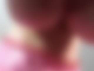Live cam show with Incredibleboobs - Blue Eyes on livesuperchat.net