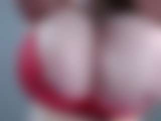 Live cam show with Incredibleboobs - Tittyfuck on luckytryst.com
