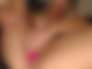 roxxanne's Live Sex Cam Show