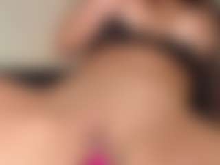 roxxanne's Live Sex Cam Show