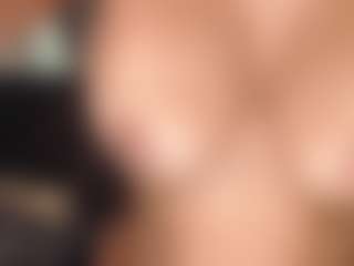 roxxanne's Live Sex Cam Show