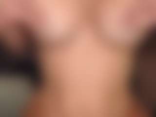 roxxanne's Live Sex Cam Show