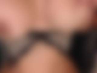 roxxanne's Live Sex Cam Show
