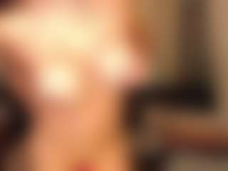 roxxanne's Live Sex Cam Show