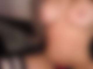 roxxanne's Live Sex Cam Show