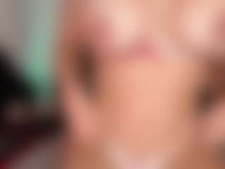 roxxanne's Live Sex Cam Show