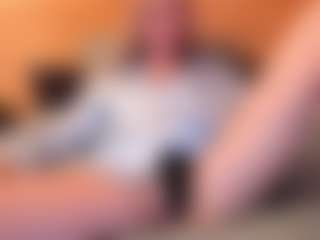Live cam show with Ultra Chick - Sexcam on Camming Site