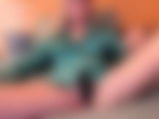Ultra Chick's Live Sex Cam Show