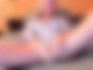 Live cam show with Ultra Chick - Blonde Hair on Camming Site