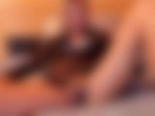 Live cam show with Ultra Chick - Latina on liverealitysex.com