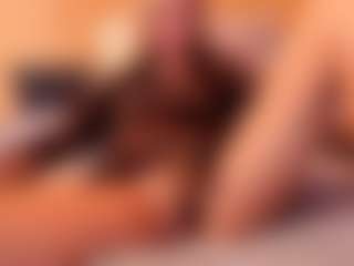 Live cam show with Ultra Chick - Blue Eyes on madthumbs