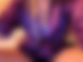 Live cam show with Ultra Chick - Bbc on Camsoda