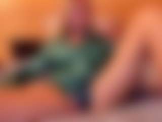 Ultra Chick's Live Sex Cam Show