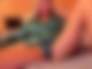 Live cam show with Ultra Chick - Latina on TottyGirls