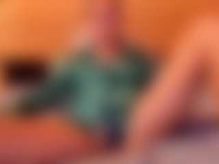 Ultra Chick's Live Sex Cam Show