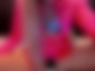 Live cam show with Ultra Chick - Blue Eyes on intimatelivegirls.com