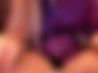 Ultra Chick's Live Sex Cam Show