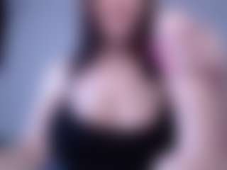 Live cam show with Helen Moore - Natural on Dare Cams