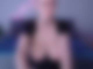 Helen Moore's Live Sex Cam Show