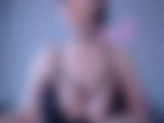 Live cam show with Helen Moore - Solo on CamClone