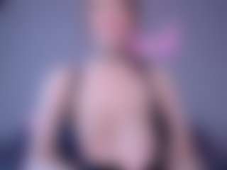 Live cam show with Helen Moore - Natural on crypto-cams