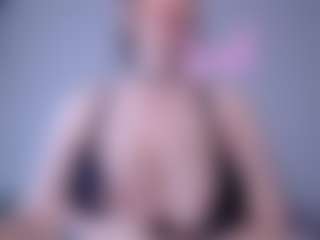 Helen Moore's Live Sex Cam Show