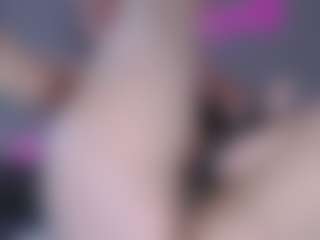 Live cam show with Helen Moore - Dildo on CamwithHer