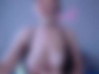 Helen Moore's Live Sex Cam Show