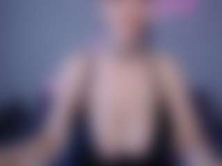 Live cam show with Helen Moore - Natural on Mixed Magazine Live