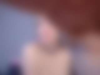 Live cam show with Helen Moore - Solo on Camversity