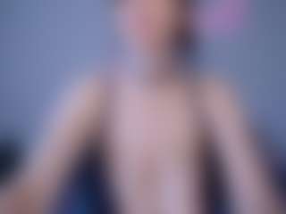 Live cam show with Helen Moore - Sexwebcam Big Tits on Camming Site
