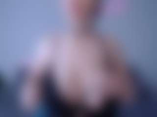 Helen Moore's Live Sex Cam Show