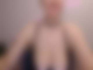 Helen Moore's Live Sex Cam Show