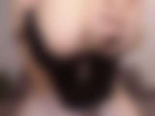 Helen Moore's Live Sex Cam Show