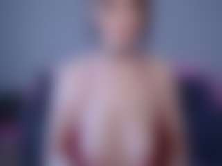 Live cam show with Helen Moore - Grey Eyes on Camsoda