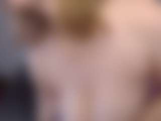 Helen Moore's Live Sex Cam Show