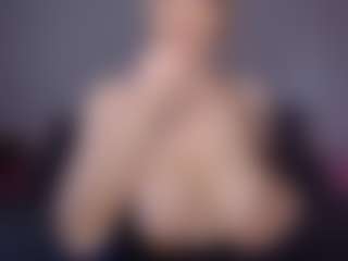 Helen Moore's Live Sex Cam Show