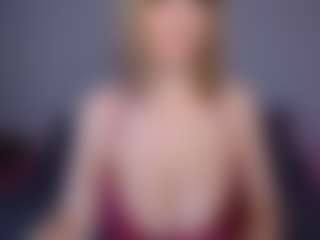 Live cam show with Helen Moore - BBW on TottyGirls