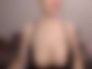 Helen Moore's Live Sex Cam Show