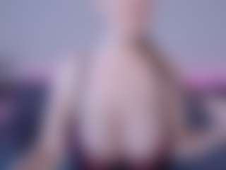 Helen Moore's Live Sex Cam Show