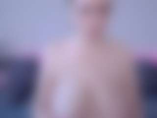 Helen Moore's Live Sex Cam Show