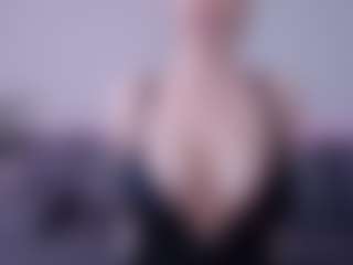 Helen Moore's Live Sex Cam Show