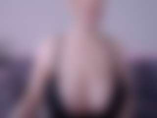 Эротическая трансляция с Helen Moore — Spank на Camsoda