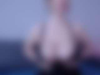 Helen Moore's Live Sex Cam Show