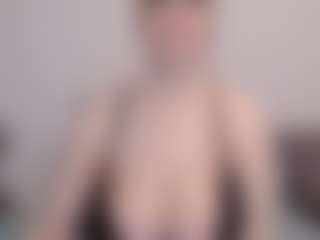 Helen Moore's Live Sex Cam Show