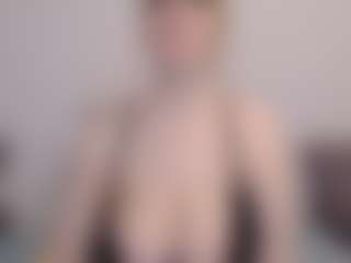 Helen Moore's Live Sex Cam Show