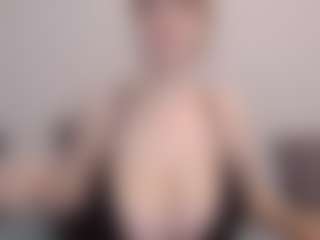 Helen Moore's Live Sex Cam Show