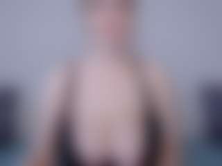 Helen Moore's Live Sex Cam Show