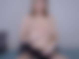 Helen Moore's Live Sex Cam Show